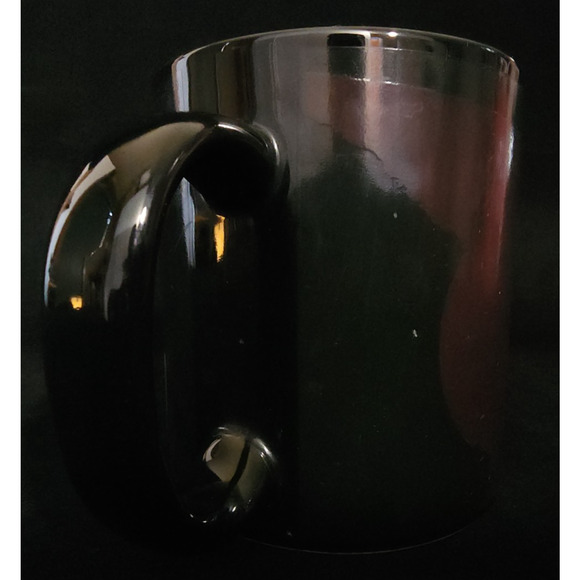 Star Wars Millennium Falcon Black Ceramic Heat Revealing Mug Cup by Lucasfilm - Picture 4 of 9